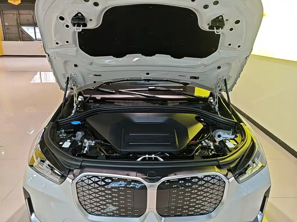 BMW iX1 2024 2023 eDrive25L X Design Package