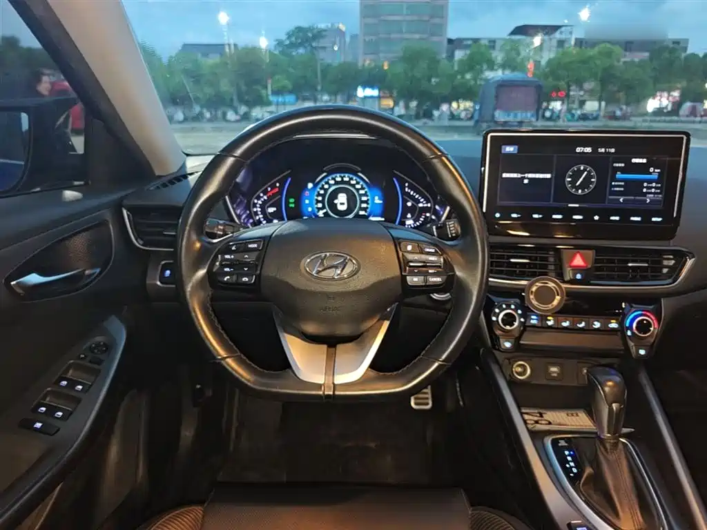 Hyundai Fista 2019 280TGDi Sport Edition China V фото 11