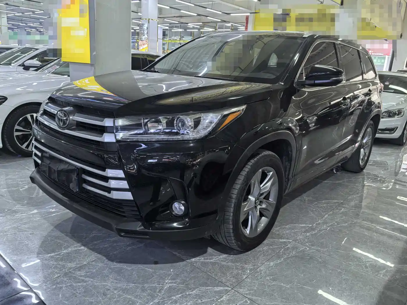 TOYOTA HIGHLANDER