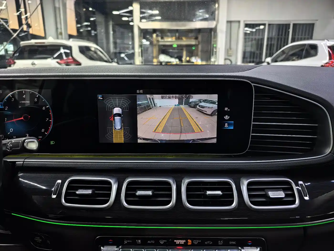 Mercedes-Benz GLE 2022 Facelift GLE 350 4MATIC Dynamic фото 11
