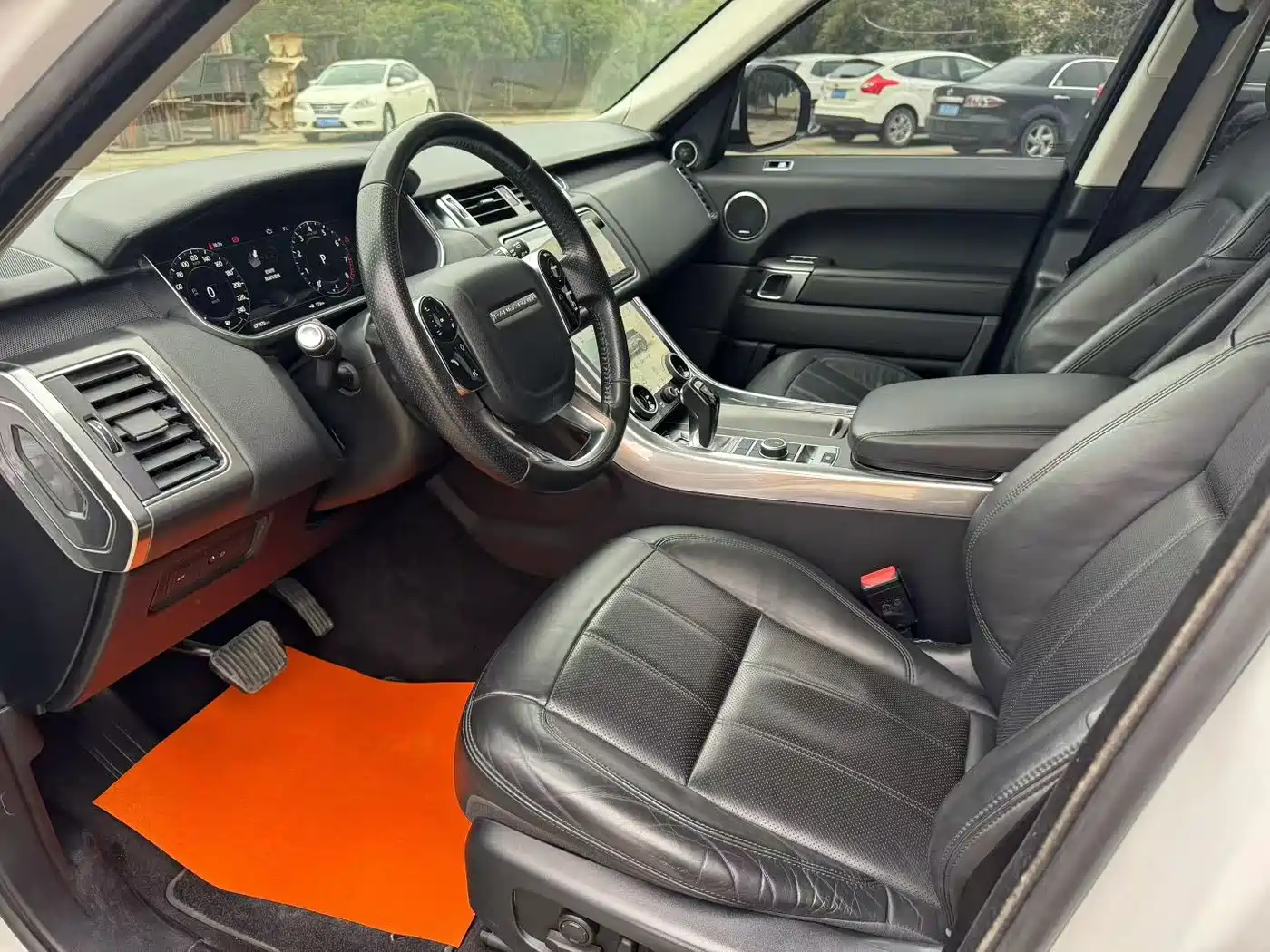 Land Rover Range Rover Sport 2021 3.0 L6 SE фото 4