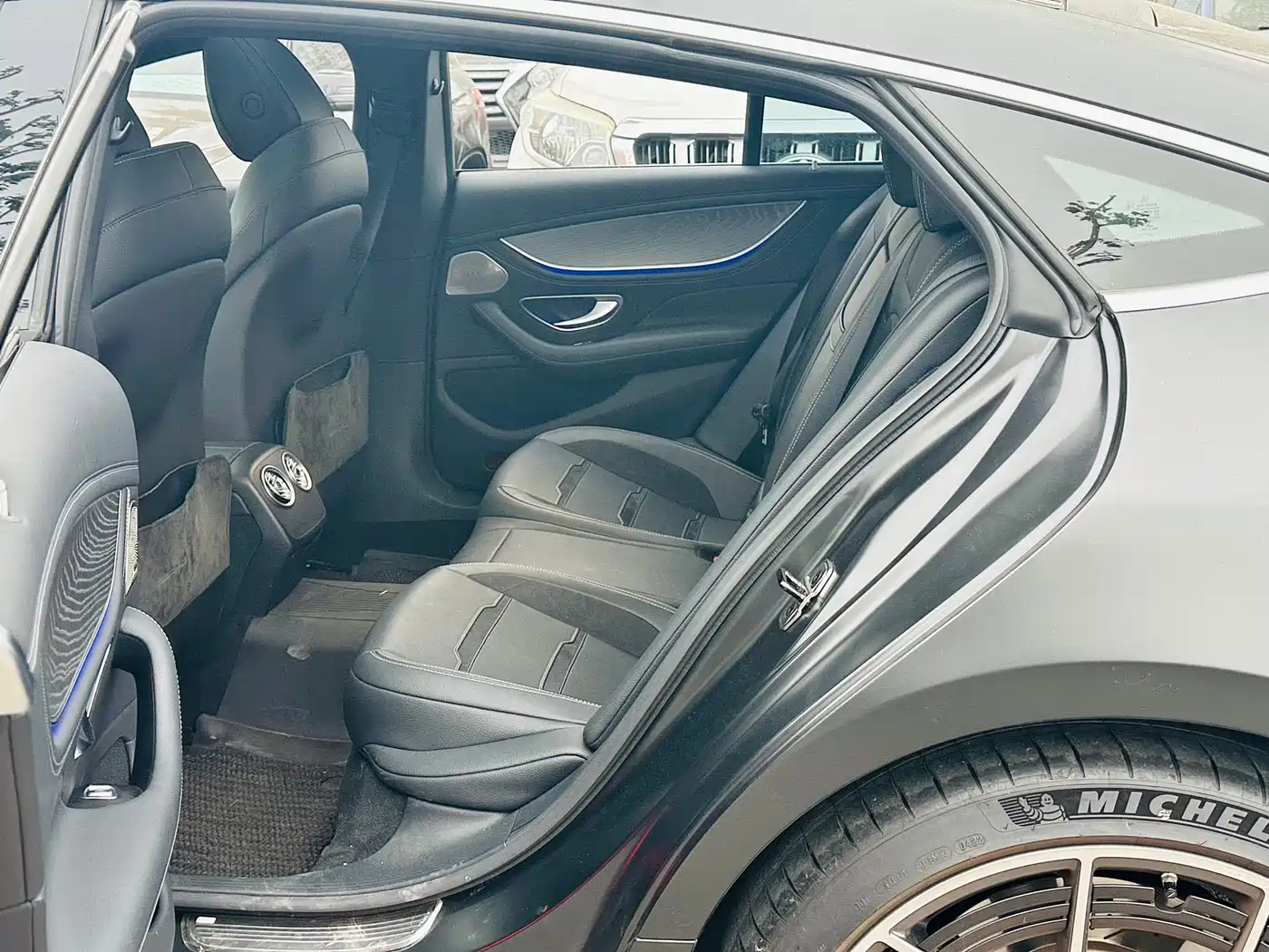 Mercedes-Benz AMG GT 2023 AMG GT 50 4MATIC+ 4-Door Coupe фото 9