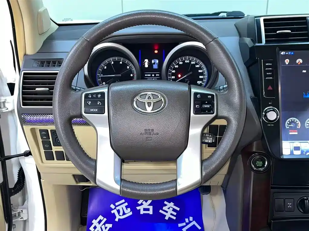 Toyota Prado 2014 4.0L Automatic TX-L фото 8
