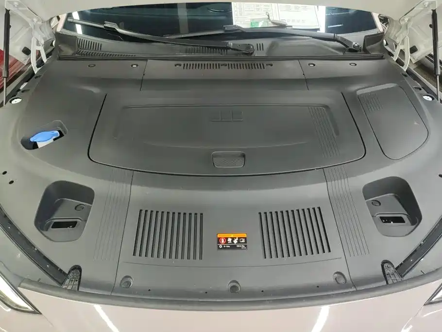 Geely Galaxy Galaxy E8 2025 2025 575km Exploration Smart Drive Edition