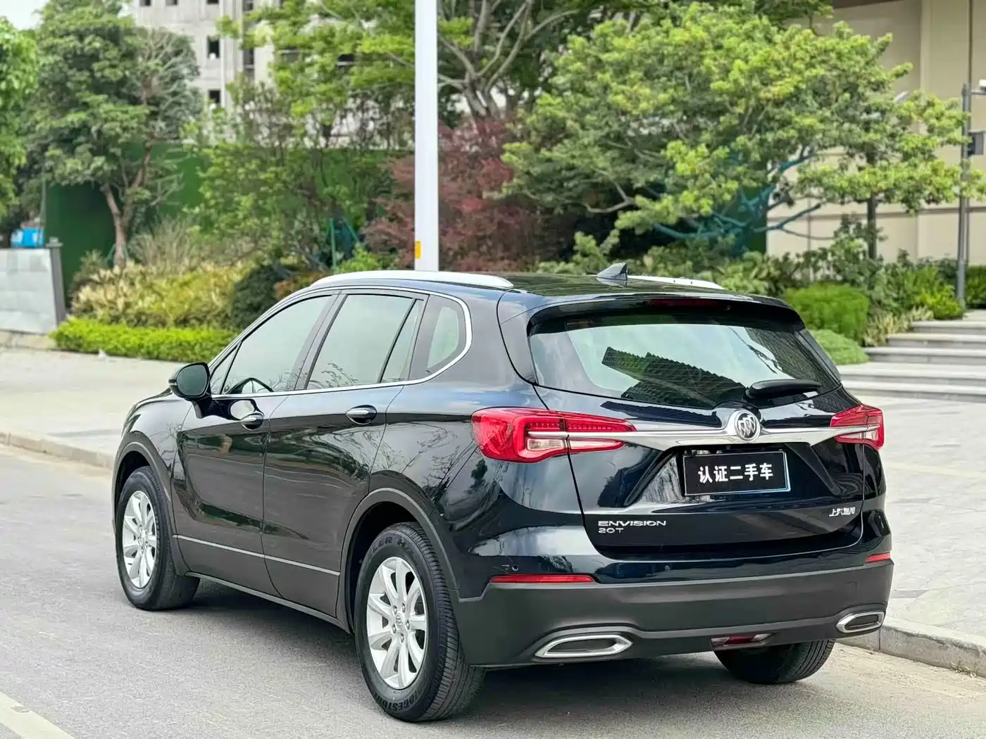 Buick Envision Plus 2020 20T FWD Luxury фото 7