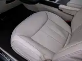 Photo 15 - Land Rover Range Rover