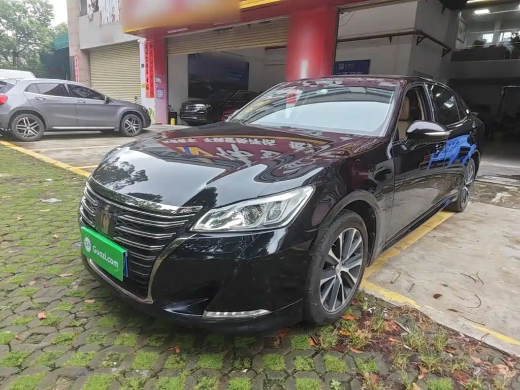 Toyota Crown 2019 2018 2.0T Fashion Edition