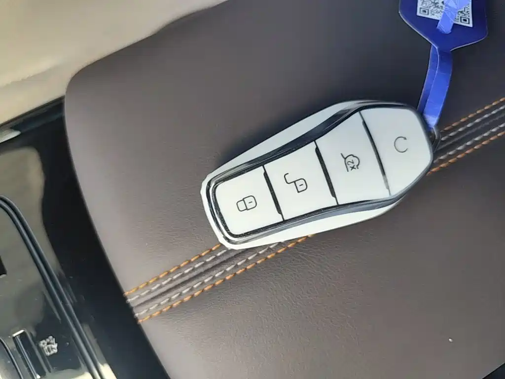 Фото 9 - BYD Qin PLUS