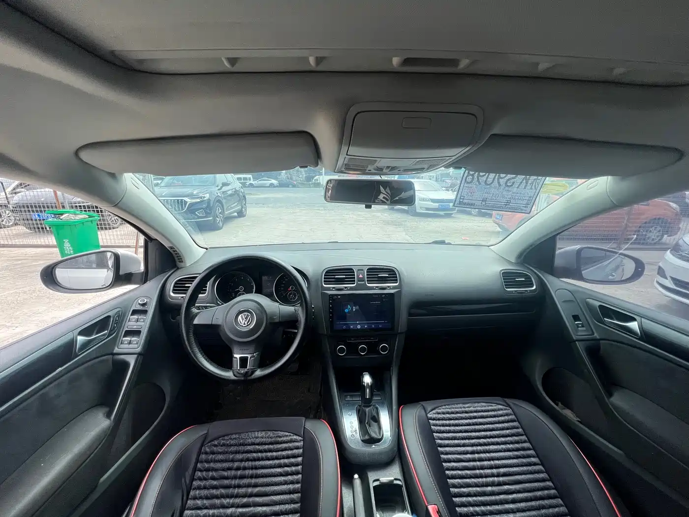 Volkswagen Golf 2012 1.6 Automatic Comfort Type фото 6