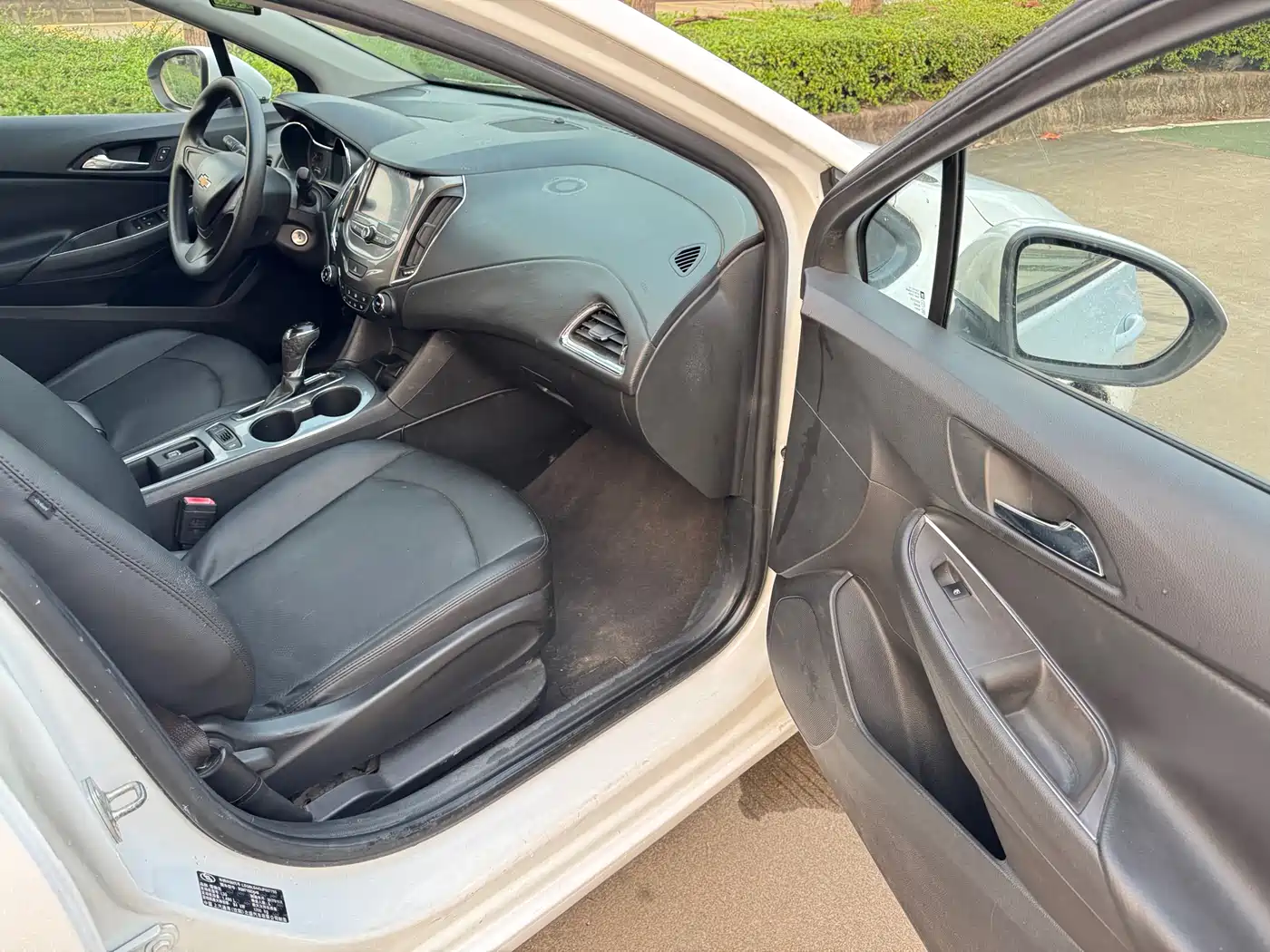 Chevrolet Cruze 2018 320 Automatic Pioneer Sunroof Edition фото 10