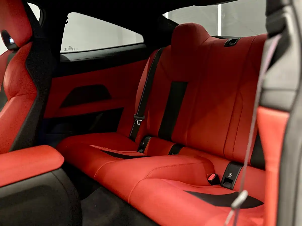 BMW M4 2024 BMW M4 Coupe Competition фото 6
