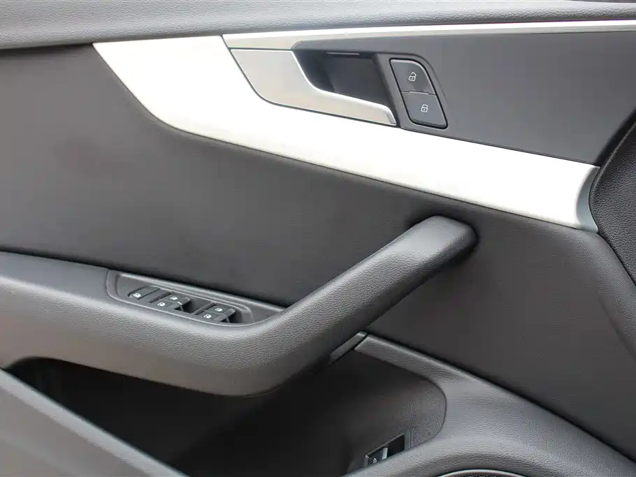 Audi A4L 2020 40 TFSI Luxury Dynamic фото 7