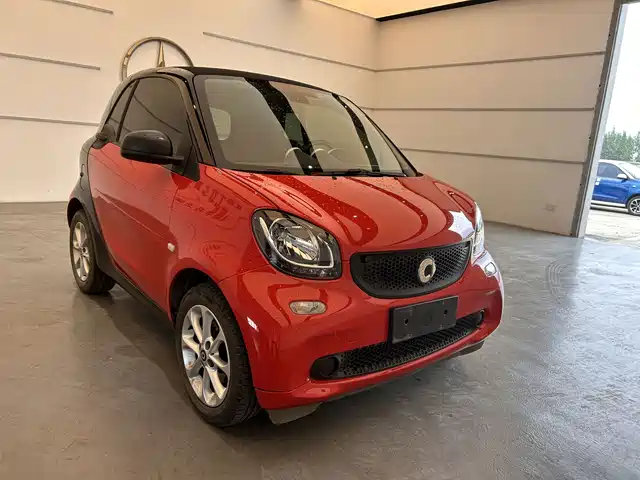 smart fortwo 2015 1.0L 52kW Hardtop Agile — фото 4