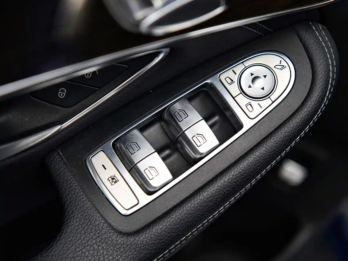 Mercedes-Benz GLC 2016 GLC 260 4MATIC Dynamic фото 11