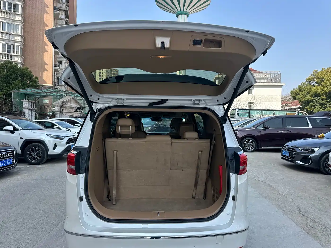 Buick GL8 2018 ES 28T Flagship Type China VI фото 9
