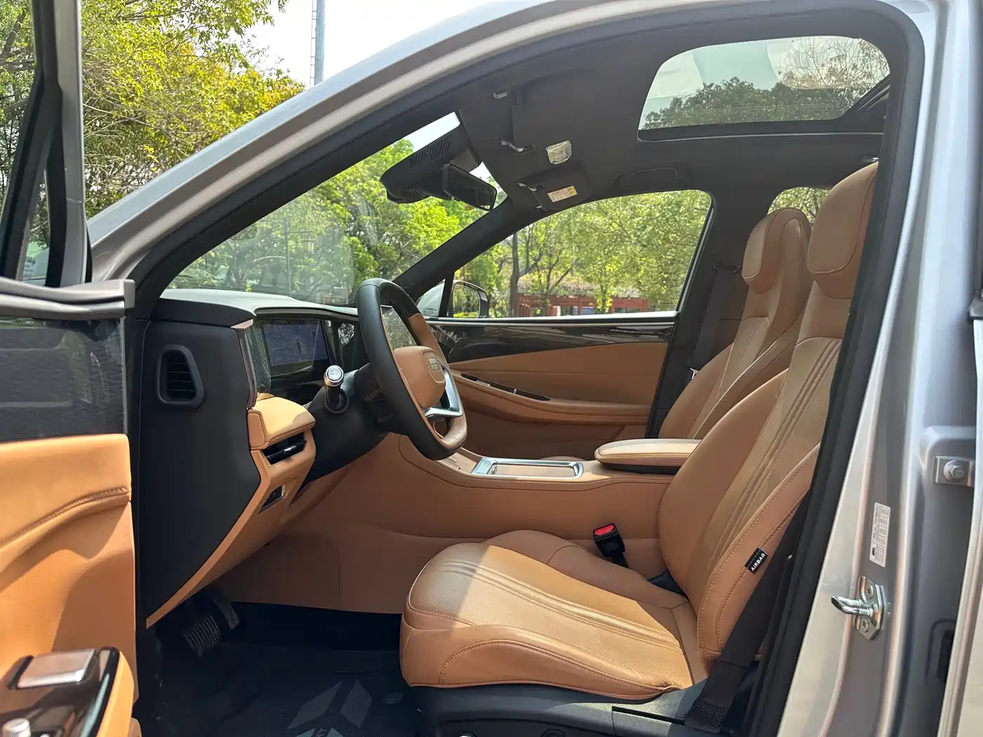 Geely Galaxy Galaxy L7 2025 EM-i 115km Explorer+ Edition фото 21