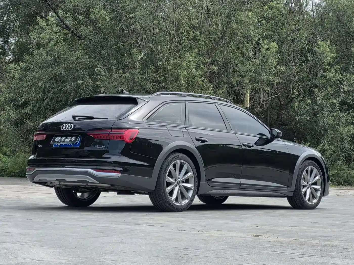 Audi A6 (Import) 2026 2024 allroad quattro 55 TFSI Premium Off-road