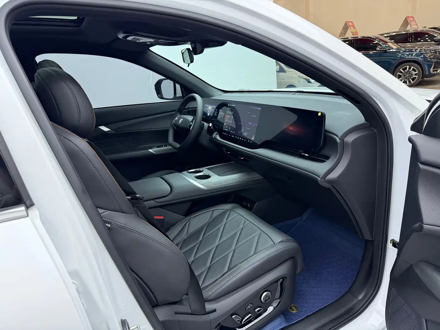 Фото 18 - Changan CS75 PLUS