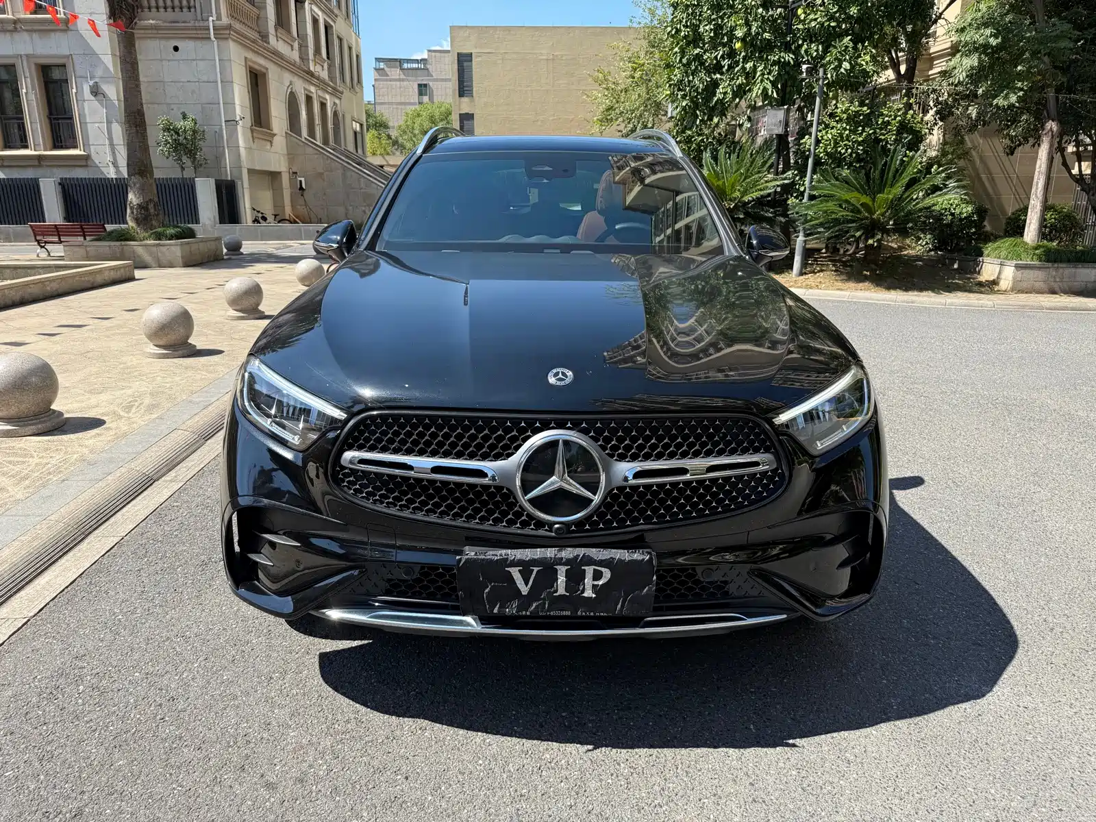 Фото 2 - Mercedes-Benz GLC