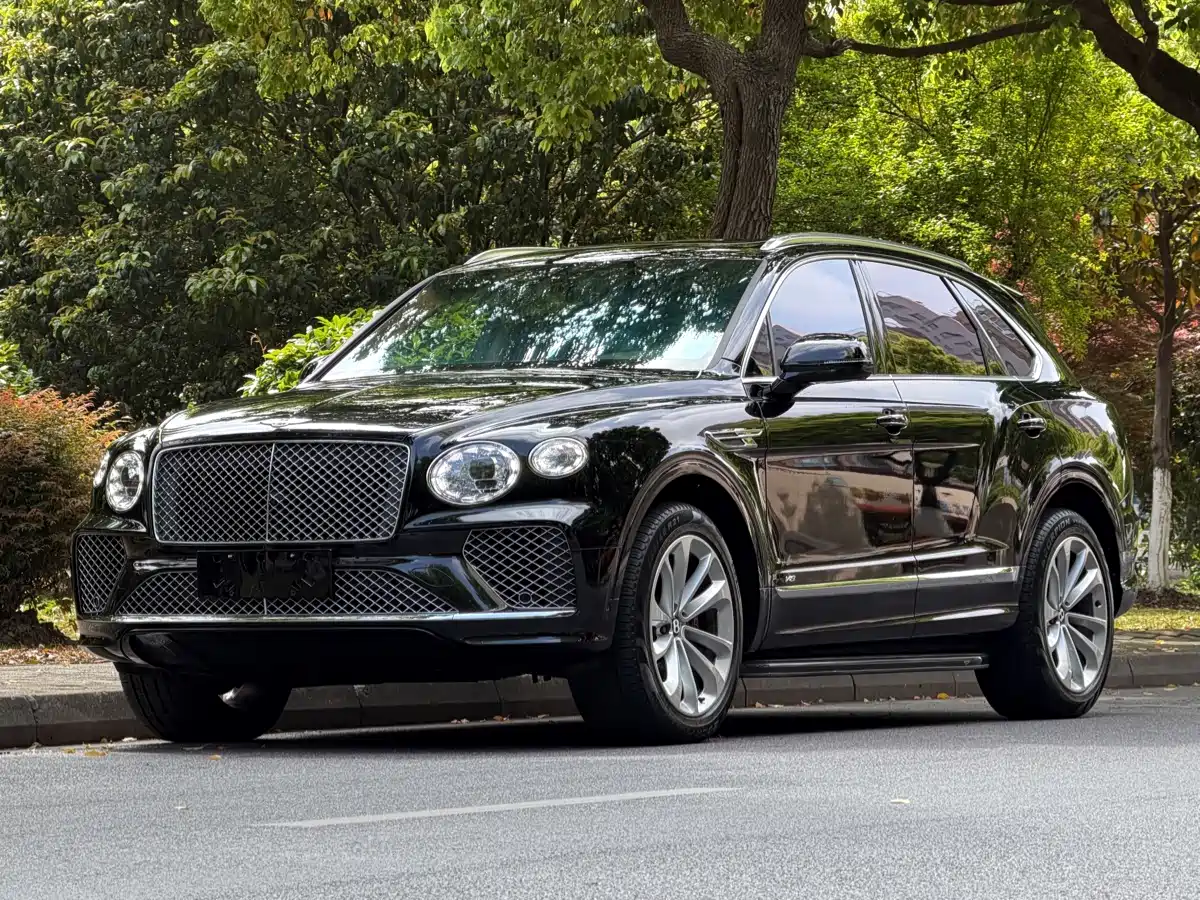 Bentley Bentayga 2022 — пригон из Китая