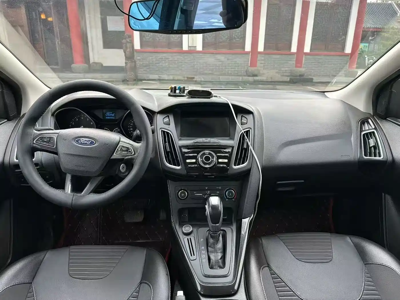 Фото 5 - Ford Focus