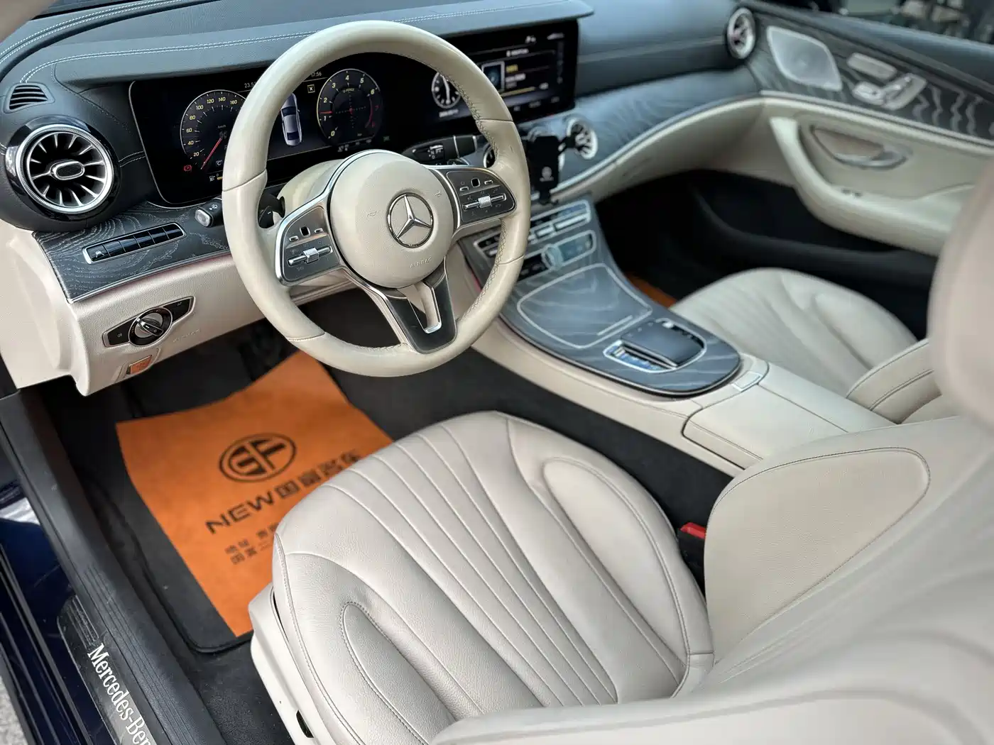 Mercedes-Benz CLS 2018 CLS 300 Dynamic фото 6
