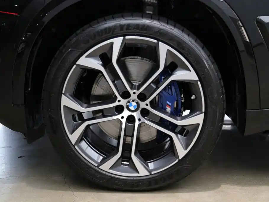 BMW X5 2026 2026 Facelift xDrive 40Li M Sport Shadowline Package