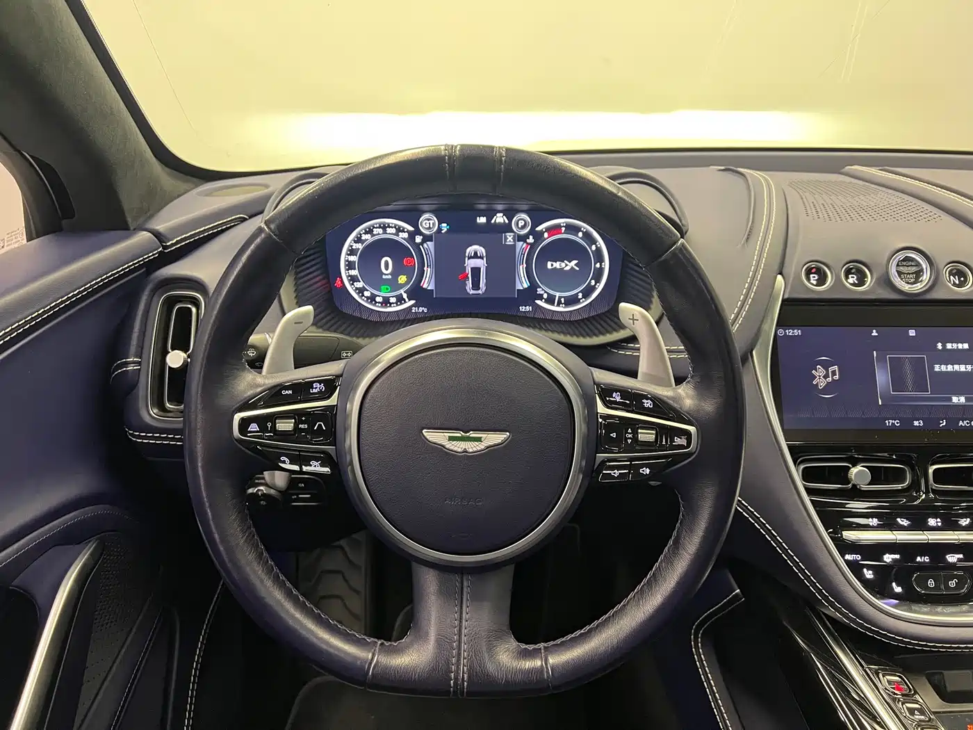 Aston Martin DBX 2021 4.0T V8 Flawless Flame фото 12