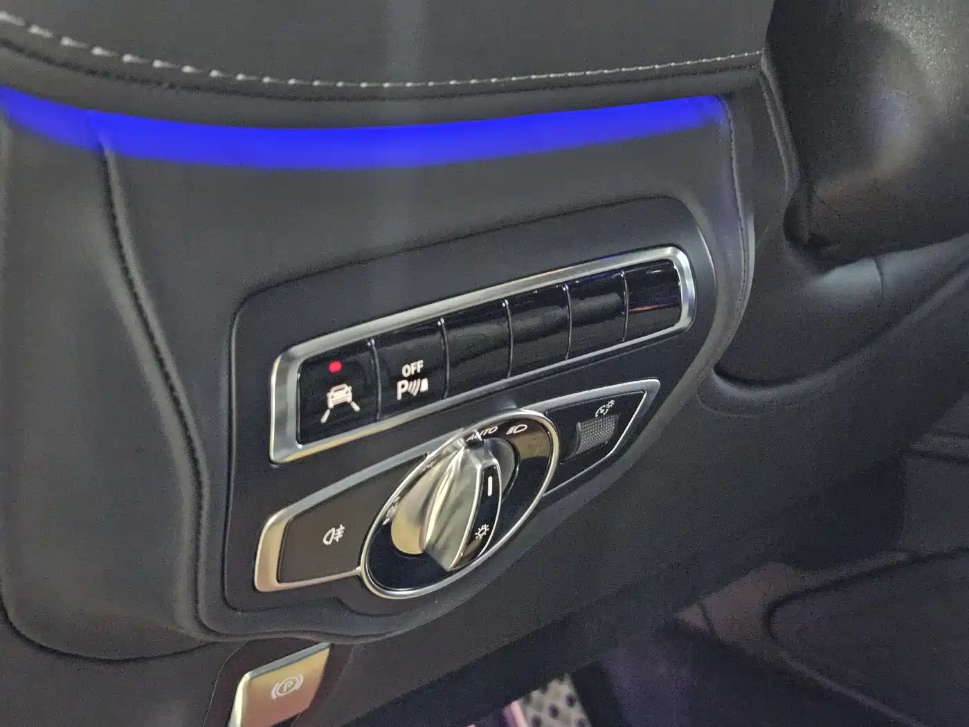 Mercedes-Benz G-Class 2024 G 500 фото 13