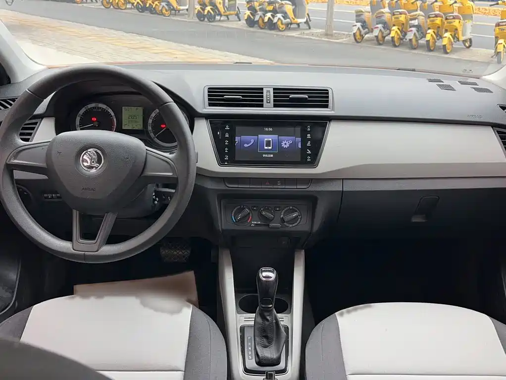 Photo 12 - Škoda Fabia