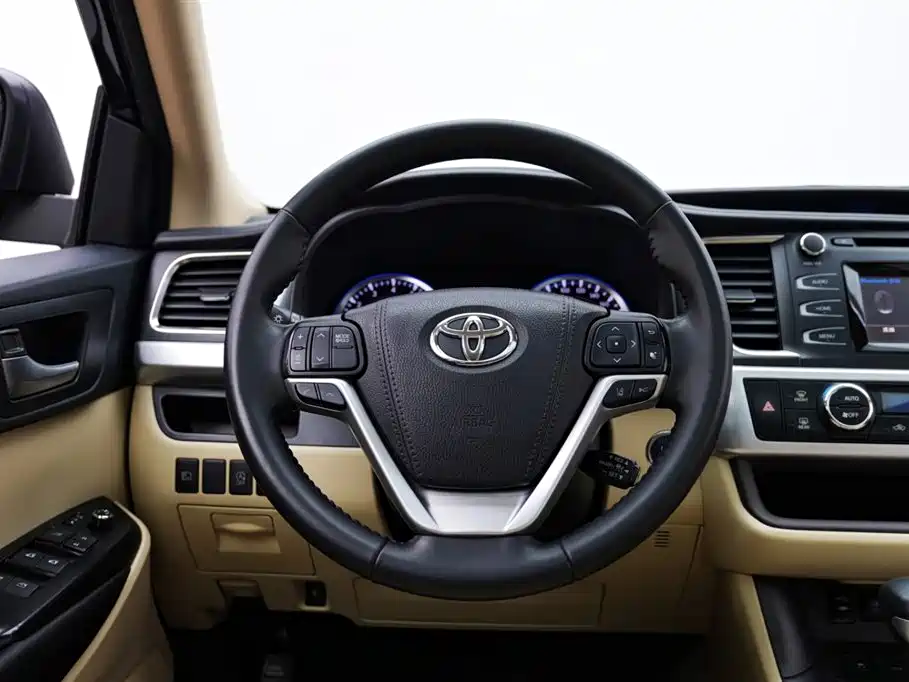 Toyota Highlander 2018 2.0T 2WD Luxury 7-seater (China V) фото 11