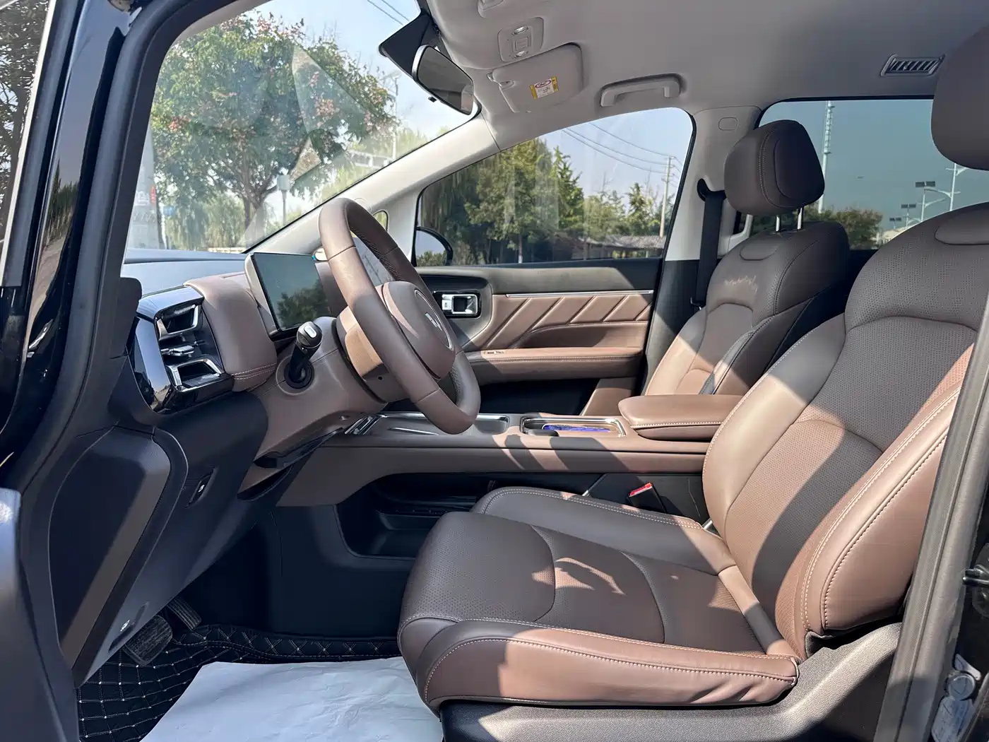 Wuling Motors Xingguang 730 New Energy 2026 2025 Model Plug-in Hybrid Base Version