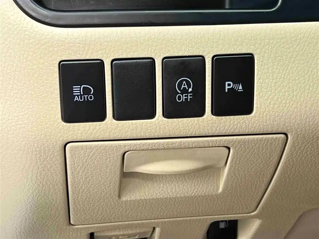 Toyota Highlander 2021 2.0T FWD Luxury 7-Seater фото 19