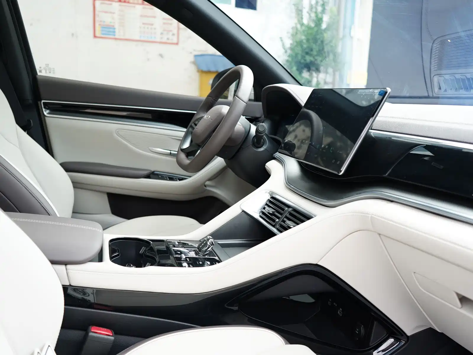 Photo 13 - BYD Song PLUS PHEV