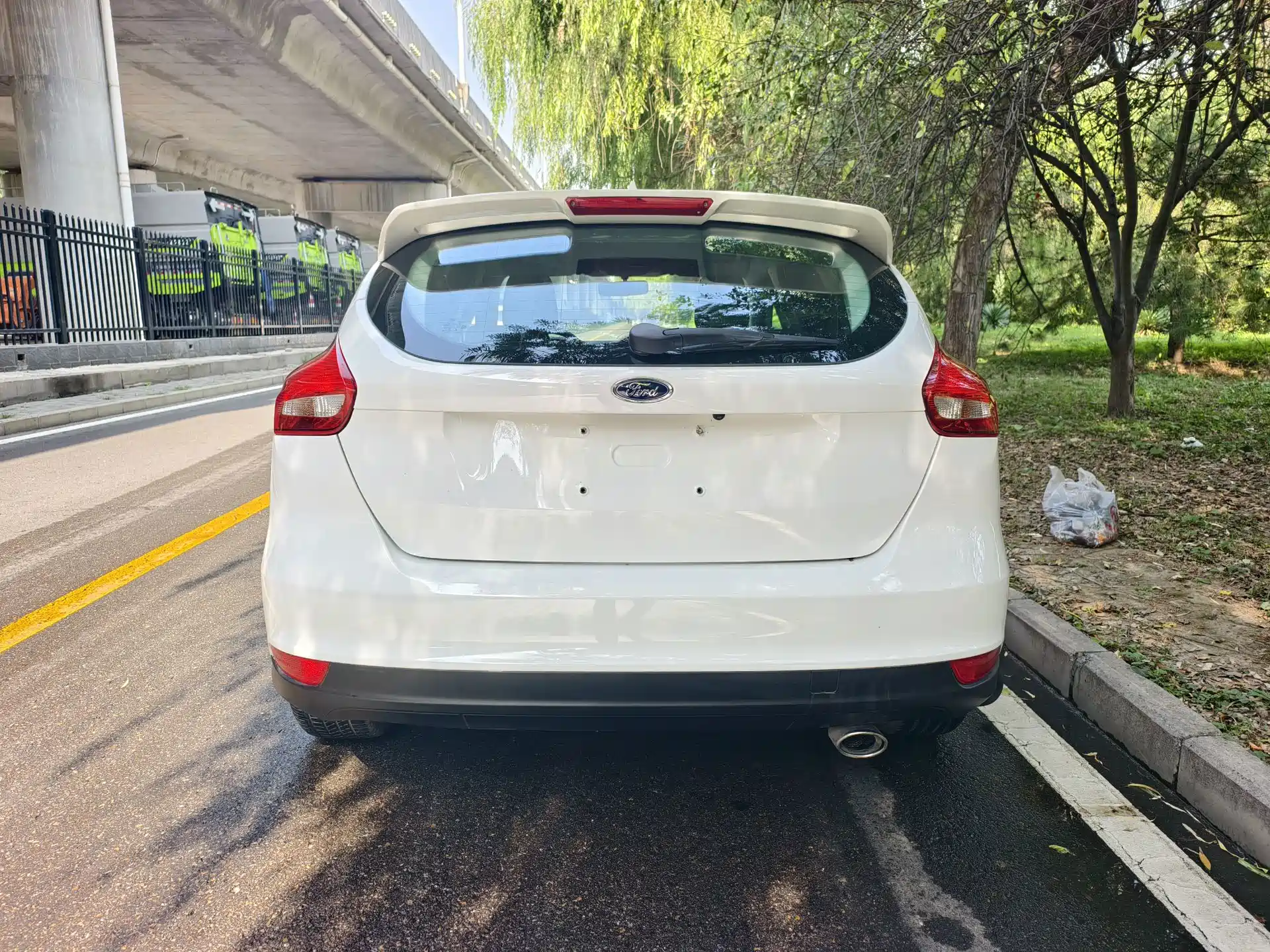 Фото 4 - Ford Focus