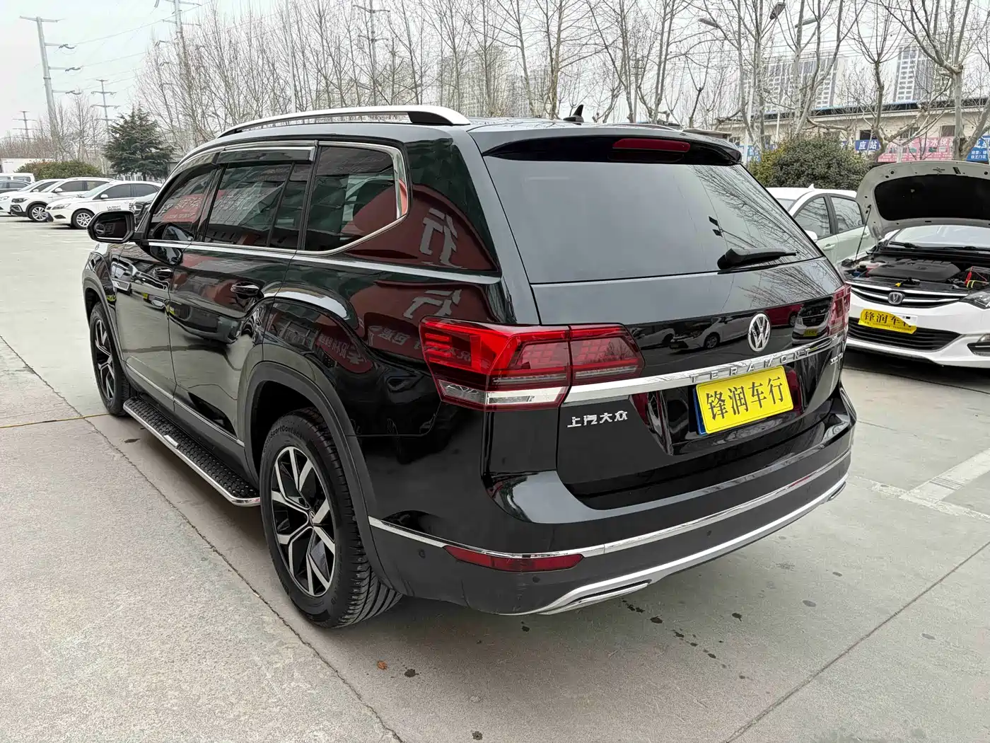 Volkswagen Teramont 2019 330TSI 2WD Luxury China VI фото 6