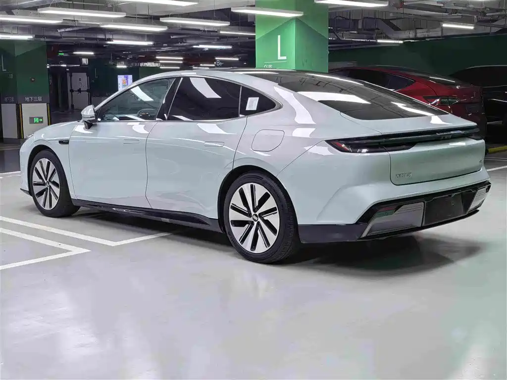 Geely Galaxy Galaxy E8 2024 2024 665km RWD Starship Voyager Edition