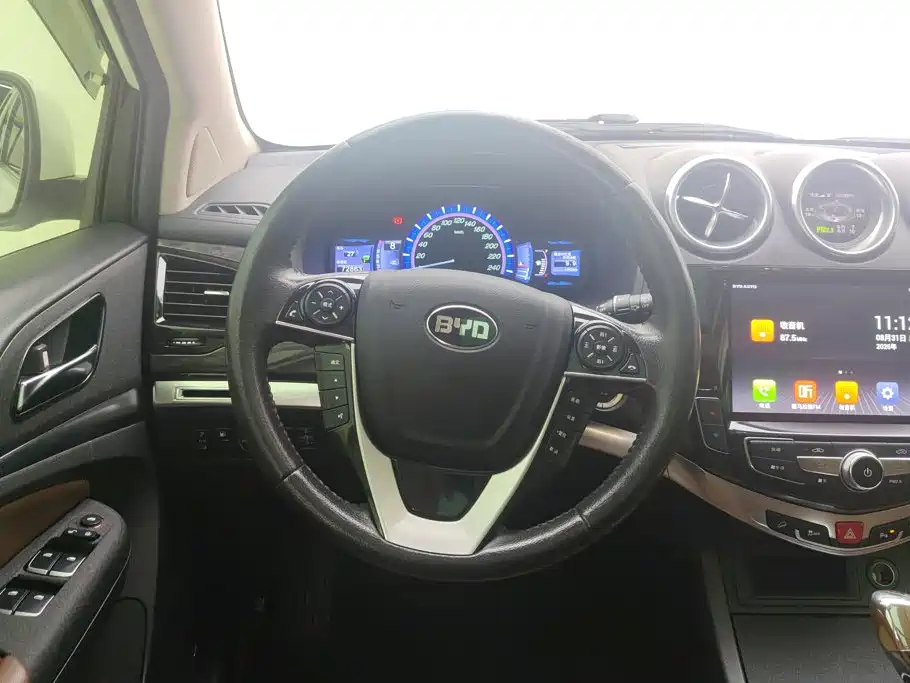 BYD S7 2017 2017 2.0T Auto Luxury