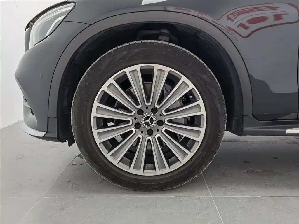 Mercedes-Benz GLC 2019 GLC 260 L 4MATIC Dynamic фото 17