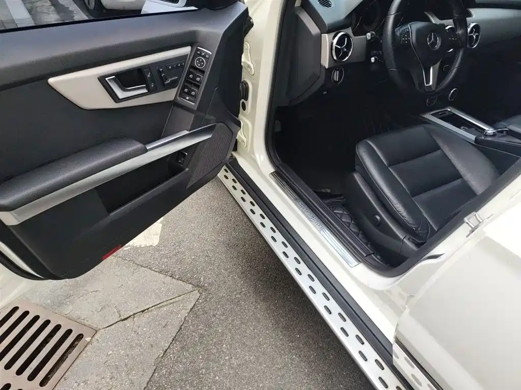 Mercedes-Benz GLK-Class 2013 Facelift GLK 300 4MATIC Fashion фото 13