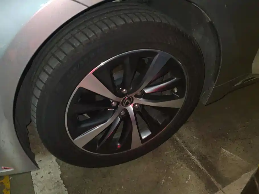 Lexus LS 2022 2021 500h Excellence Edition