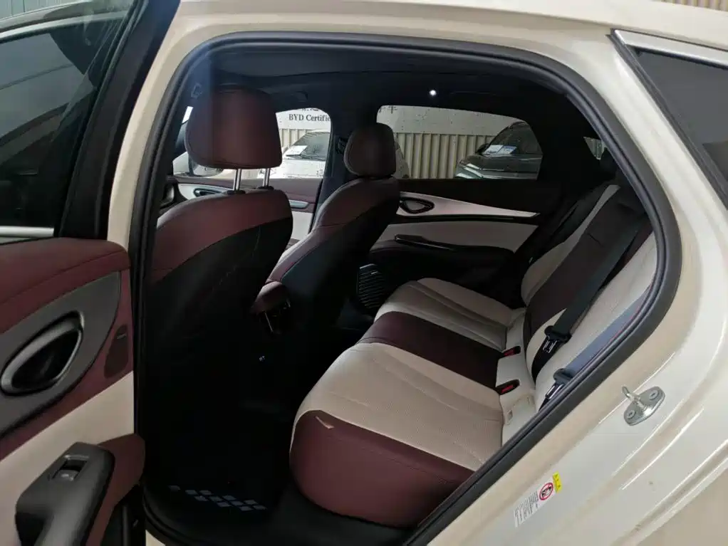 BYD Seal 07 DM-i 2025 2025 Smart Drive Edition DM-i 1.5L 125km Premium