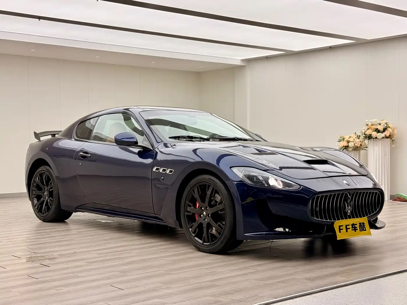 Maserati GranTurismo 2015 4.7L MC Centennial Edition фото 2
