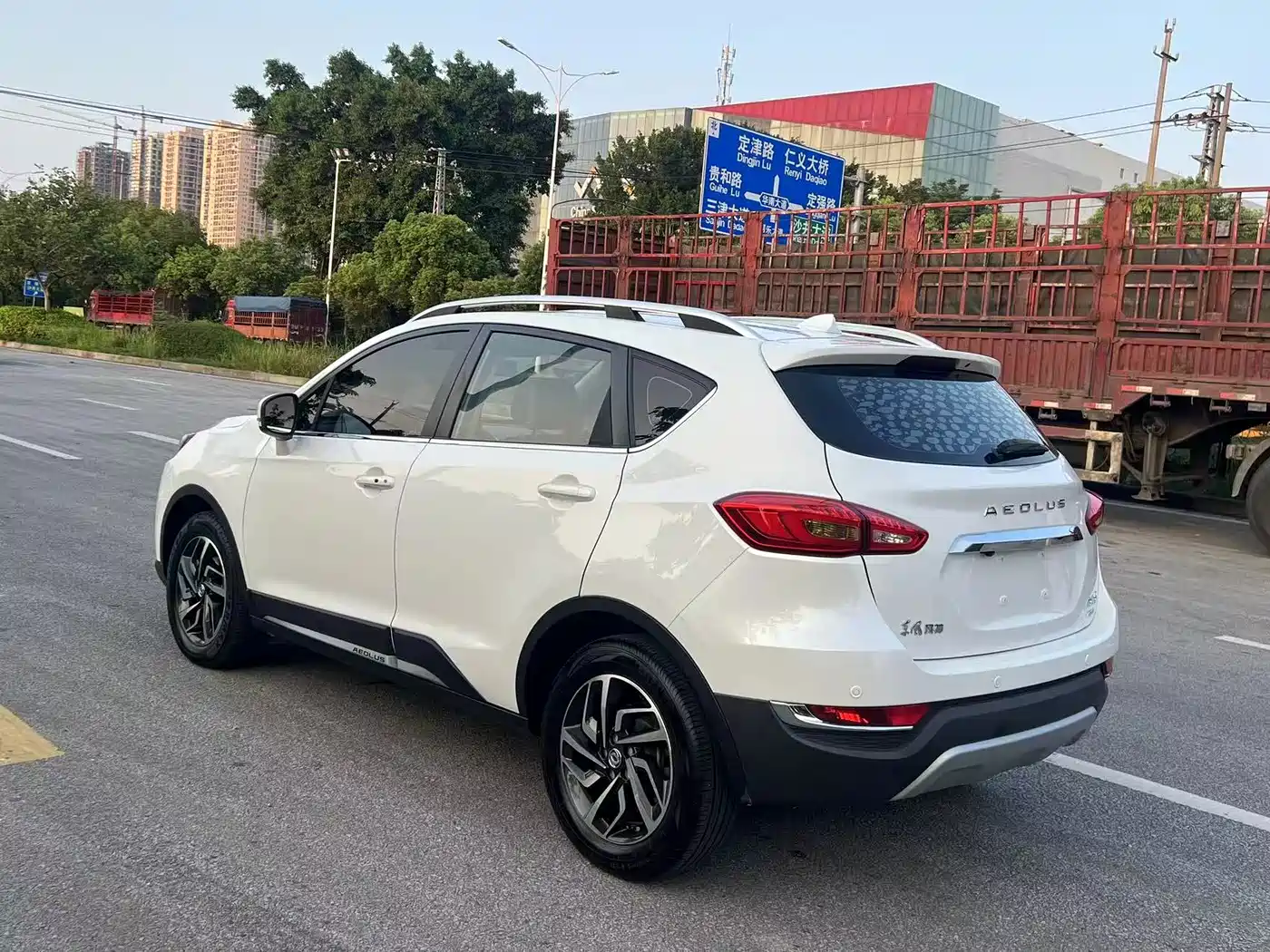 Dongfeng Aeolus Dongfeng Fengshen AX5 2020 2019 Model 230T Automatic Smart Style (China VI)
