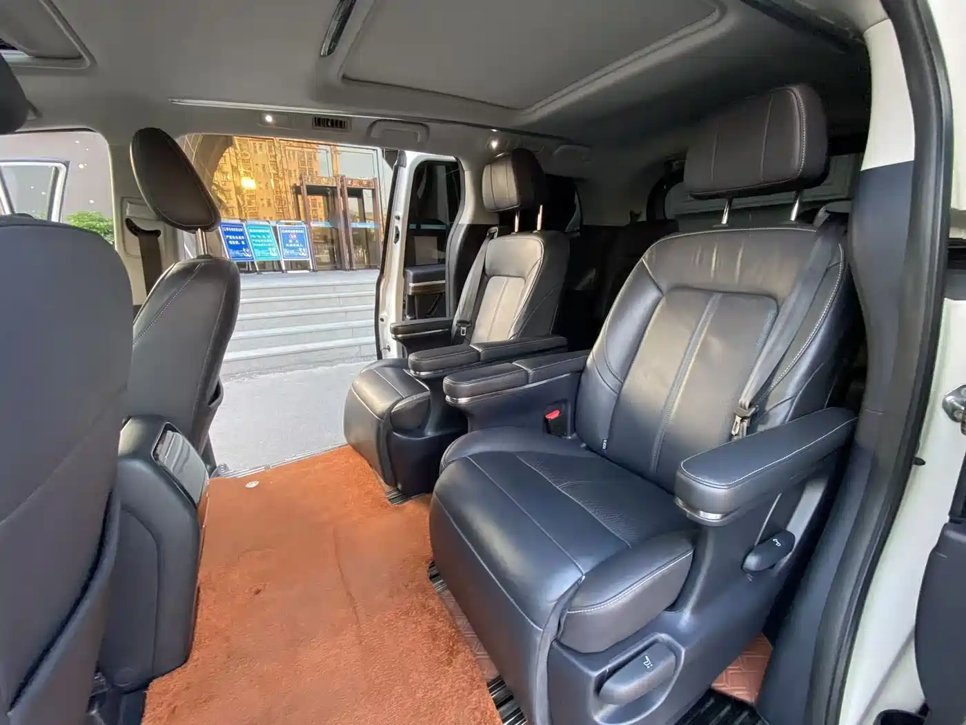 Photo 7 - GAC Trumpchi M8