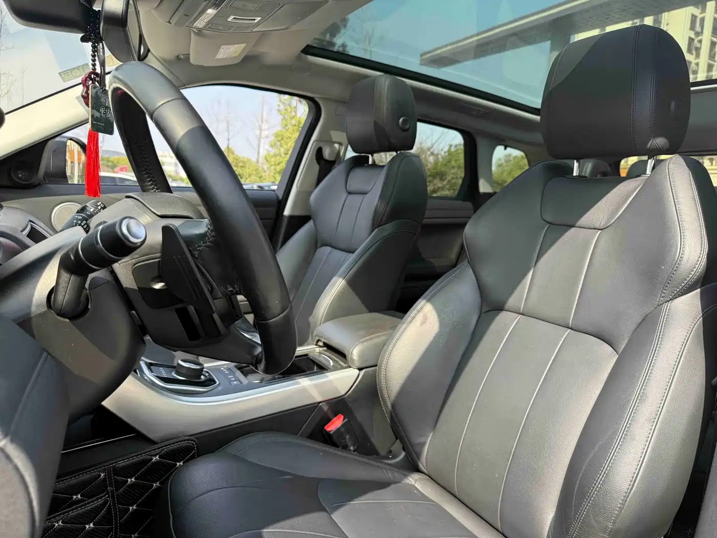 Land Rover Range Rover Evoque 2018 240PS SE Smart Edition фото 9
