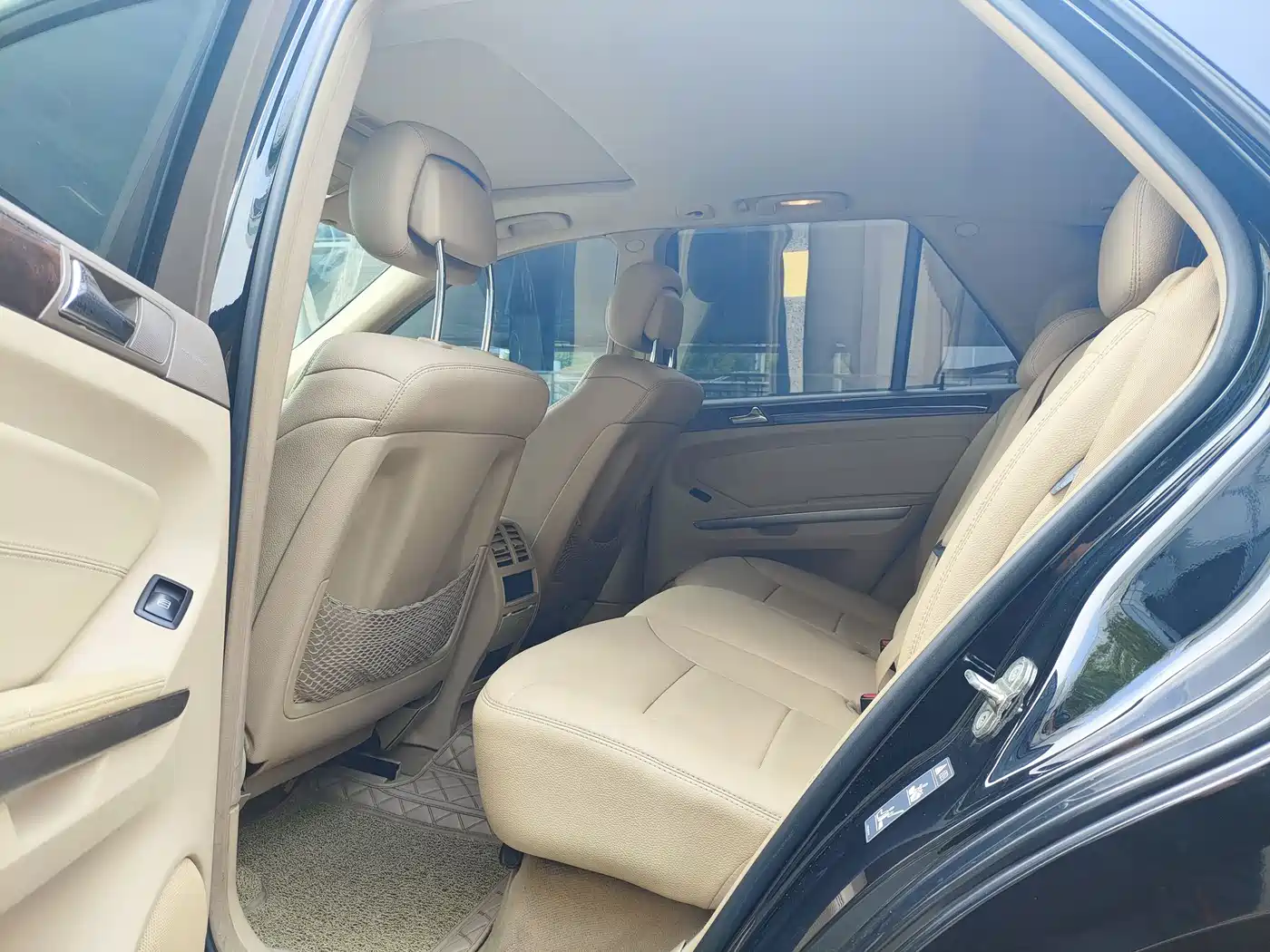 Mercedes-Benz M-Class 2010 ML 350 4MATIC Luxury Special Edition фото 10