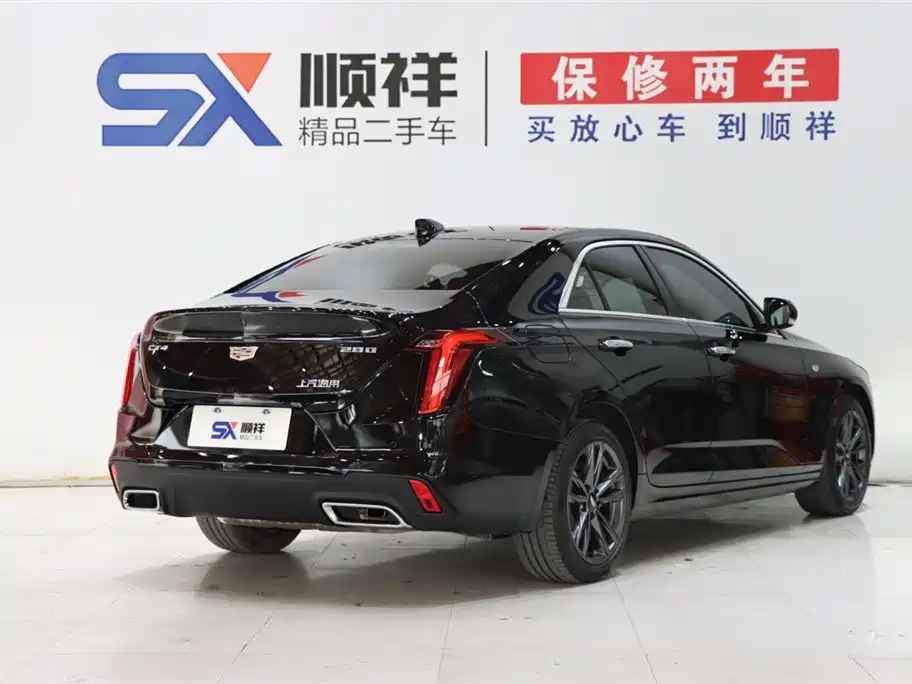 CADILLAC CT4