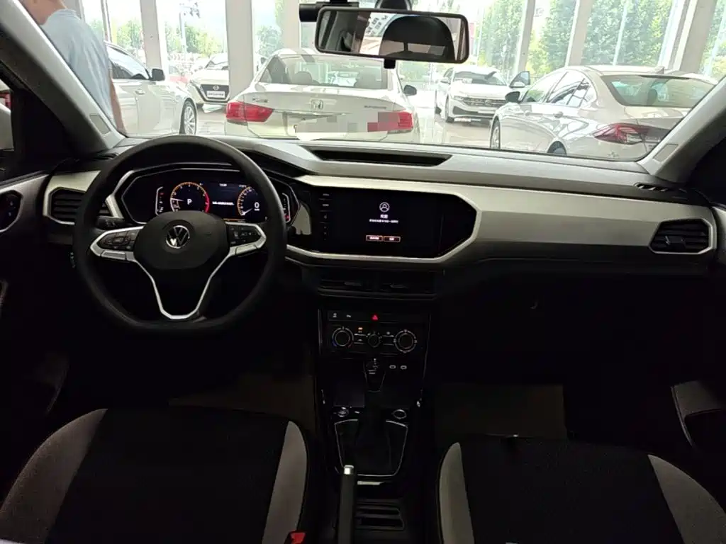 Volkswagen Tanying 2025 2023 Model 200TSI DSG Joy Smart Connect Edition