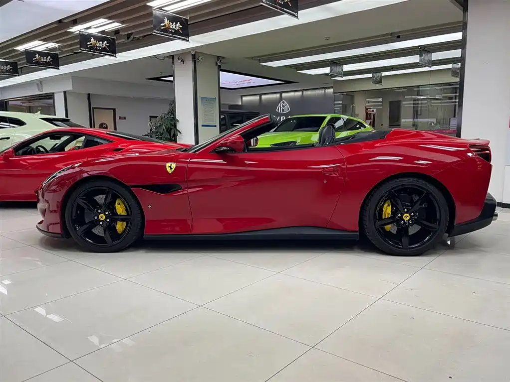 Ferrari Portofino 2019 2018 Model 3.9T